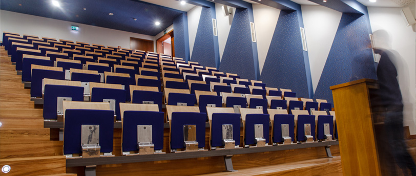 AUDITÓRIO - REUNIÕES E CONFERÊNCIAS